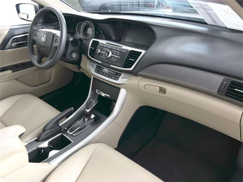 Used 2013 Honda Accord LX image 27