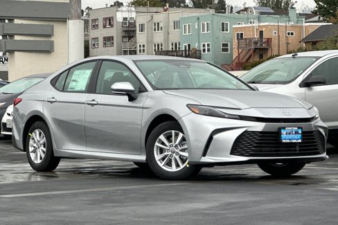 New 2025 Toyota Camry LE image 2