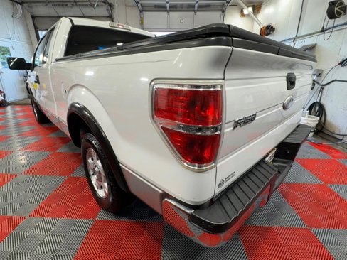Used 2011 Ford F150 XLT image 5