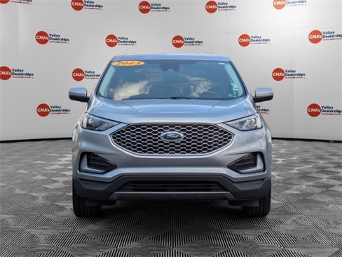 Used 2023 Ford Edge SEL image 2