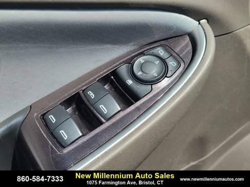 Used 2023 Chevrolet Malibu LT image 17