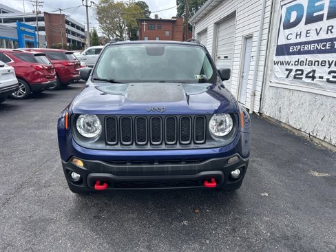Used 2016 Jeep Renegade Trailhawk image 2