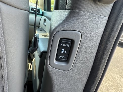 Used 2013 Honda Odyssey EX-L image 46