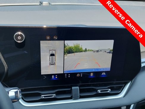 Used 2025 Chevrolet Equinox LT w/ Safety and Technology Package image 13