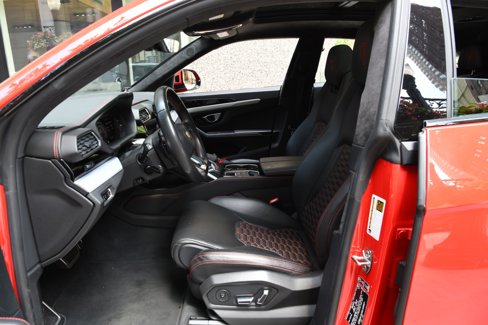 Used 2019 Lamborghini Urus image 9