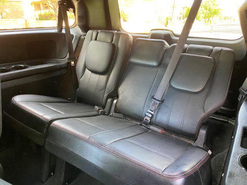 Used 2018 Dodge Grand Caravan GT image 37