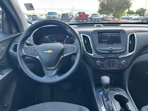 Used 2023 Chevrolet Equinox LT image 21