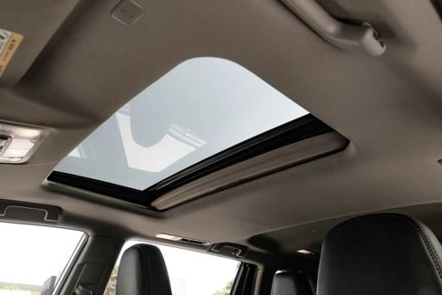 Used 2019 Toyota Highlander XLE image 5