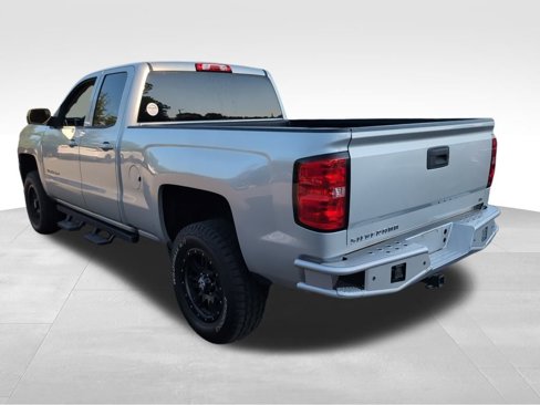 Used 2018 Chevrolet Silverado 1500 LT image 5