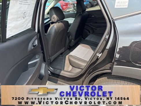 New 2025 Chevrolet Trax LT w/ Driver Confidence Package image 27