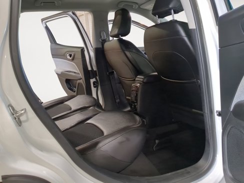 Used 2022 Jeep Compass Latitude w/ Convenience Group image 17