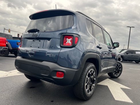 Used 2023 Jeep Renegade Latitude w/ Sun/Sound Group image 30