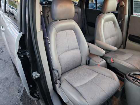 Used 2005 Saturn Vue AWD V6 w/ Comfort Pkg image 12