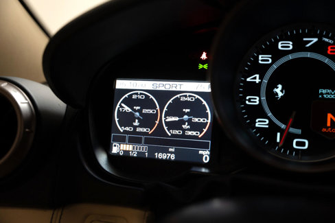 Used 2010 Ferrari California image 54