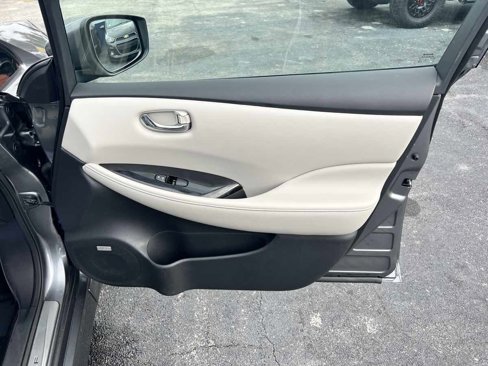 Used 2021 Nissan Leaf SL Plus image 16