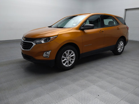 Used 2019 Chevrolet Equinox LS image 2