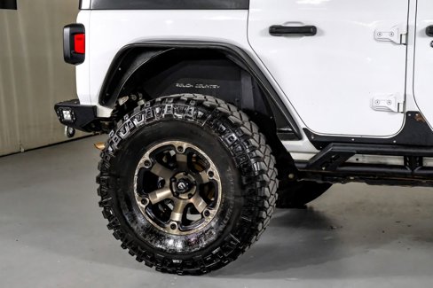Used 2018 Jeep Wrangler Unlimited Sahara image 7