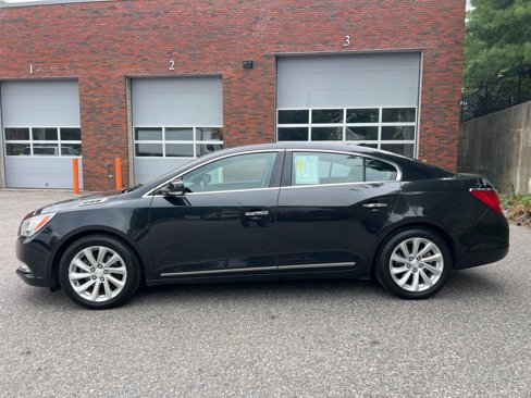 Used 2015 Buick LaCrosse Leather image 2