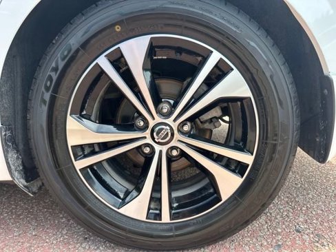 Used 2022 Nissan Sentra SV image 27