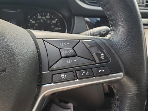 Used 2017 Nissan Rogue Sport SL w/ SL Premium Package image 26