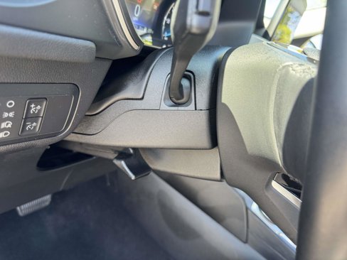 Used 2022 Ford Escape SEL image 16