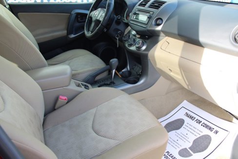 Used 2012 Toyota RAV4 4WD image 14