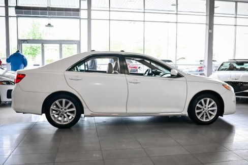 Used 2013 Toyota Camry image 4