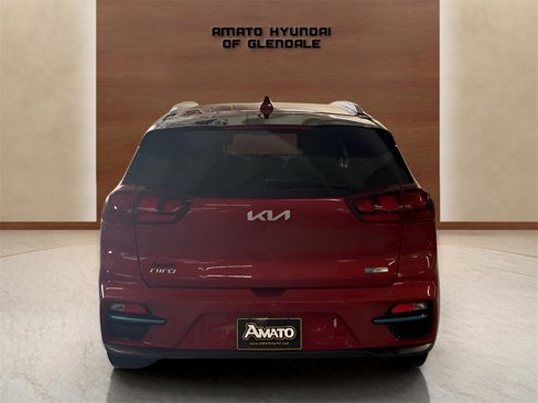 Used 2022 Kia Niro EX image 5