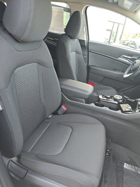 New 2025 Kia Sportage LX image 8