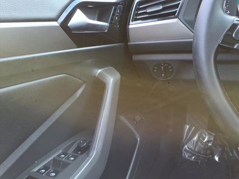 Used 2019 Volkswagen Jetta SEL Premium image 31