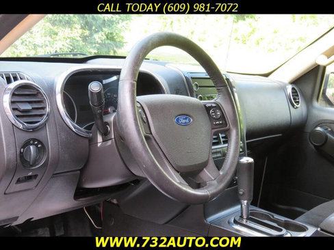 Used 2010 Ford Explorer XLT image 23