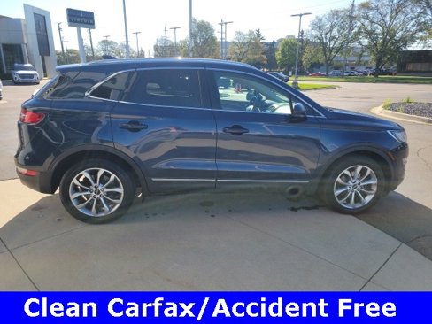 Used 2017 Lincoln MKC Select w/ Select Plus Package image 2