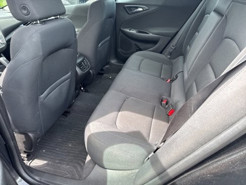 Used 2016 Chevrolet Malibu LT image 7
