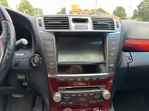 Used 2010 Lexus LS 460 L image 14