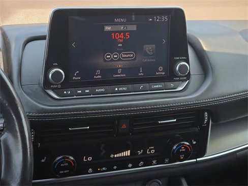 Used 2021 Nissan Rogue SV w/ Premium Package image 21