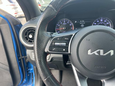 Used 2023 Kia Forte GT image 17