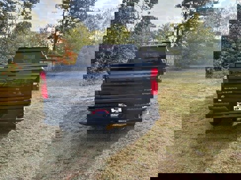 Used 2022 Chevrolet Silverado 1500 Custom image 16