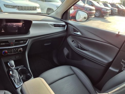 Used 2024 Buick Encore GX Sport Touring w/ Experience Buick Package image 16