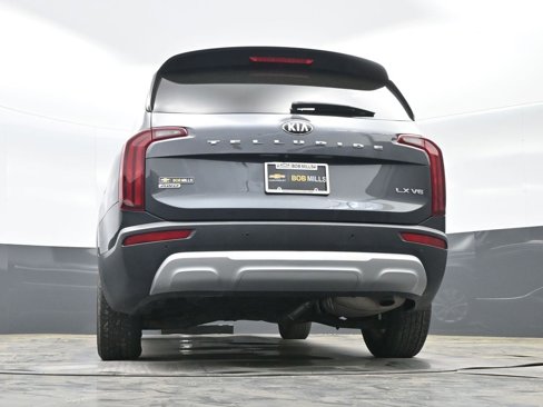 Used 2021 Kia Telluride LX image 29