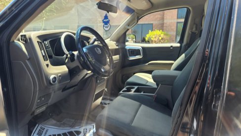 Used 2006 Honda Ridgeline RT image 9