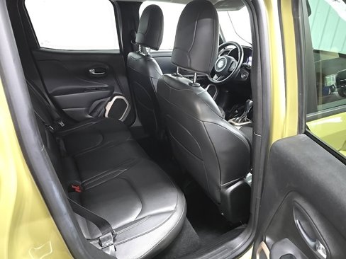 Used 2015 Jeep Renegade Limited image 20