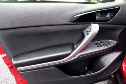 Used 2018 Mitsubishi Eclipse Cross LE image 57