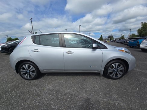 Used 2013 Nissan Leaf SL w/ Premium Pkg image 3