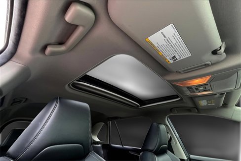 Used 2019 Toyota RAV4 XLE Premium image 17