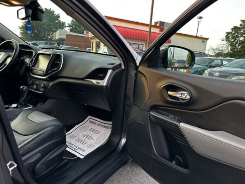 Used 2014 Jeep Cherokee Limited w/ Luxury Group image 17
