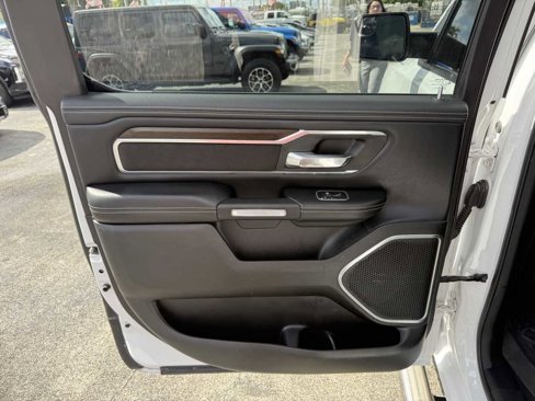 Used 2022 RAM 1500 Laramie image 20