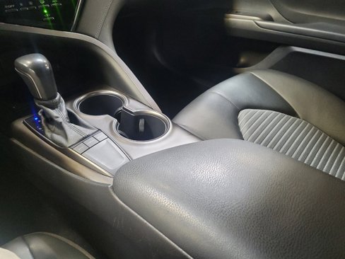 Used 2022 Toyota Camry SE image 26
