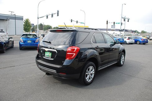 Used 2017 Chevrolet Equinox LT image 5