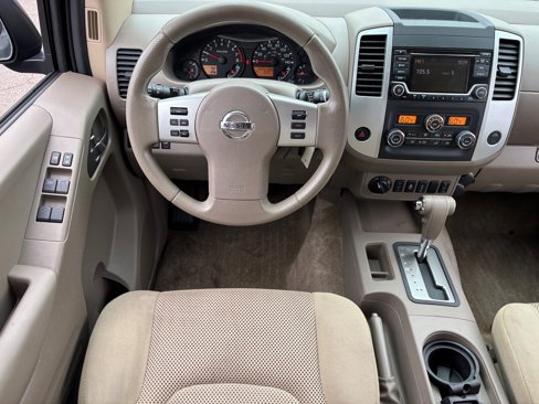 Used 2015 Nissan Frontier SV w/ SV Value Truck Package image 6