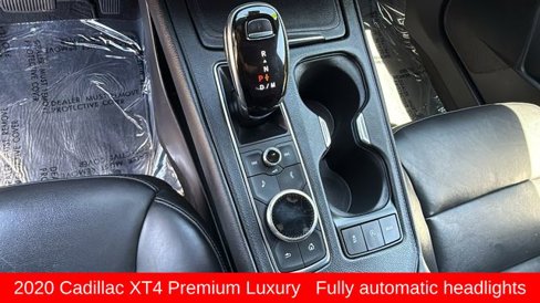 Used 2020 Cadillac XT4 Premium Luxury image 13